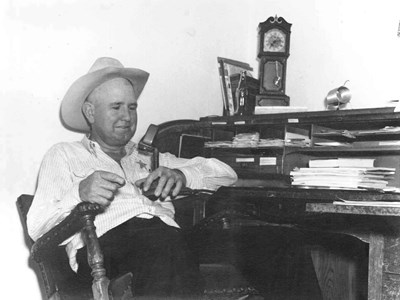 Sheriff Dick Johnson on radio